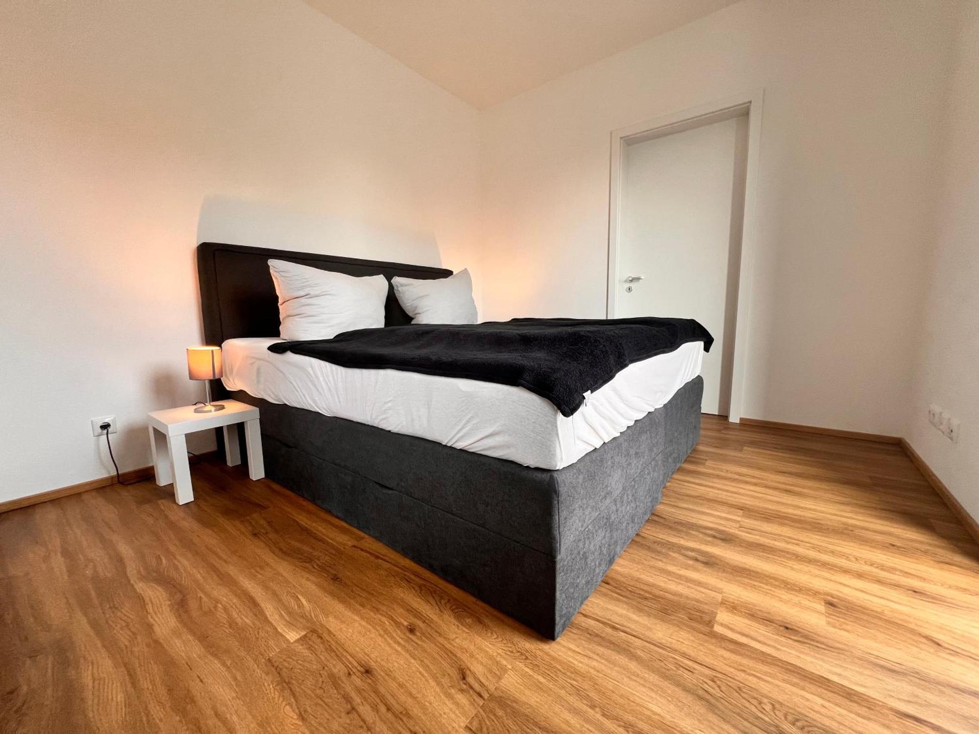 Modernes City-Apartment - Top-Lage In Nuernberg Exterior foto